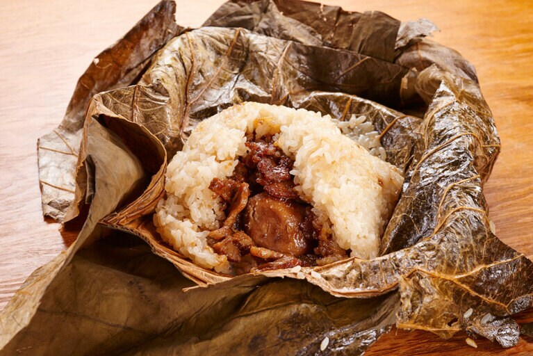 “蓮の葉ちまき” 800円。