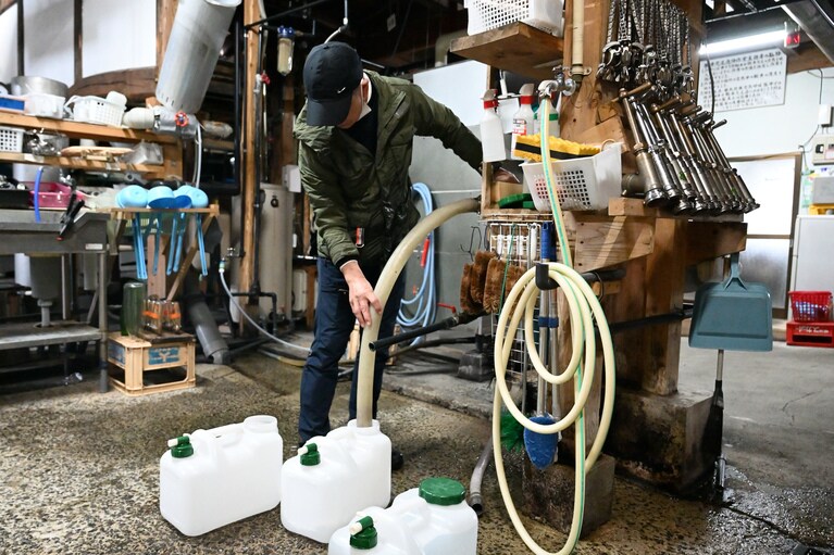 加熱用とそれ以外で水を使い分けています。