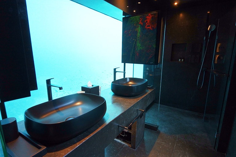 バスタイムやトイレも、水中風景を楽しみながら。