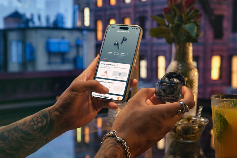 スマホ専用アプリでオリジナルサウンド設定が可能。