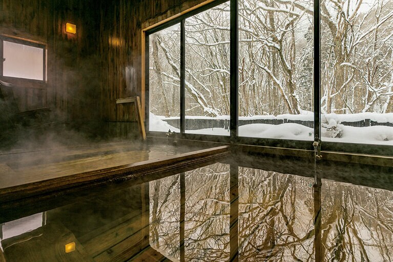 山間にたたずむ夏瀬温泉 都わすれ。