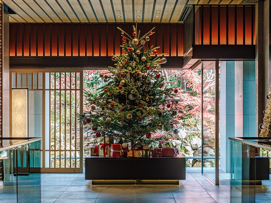 「ザ・リッツ・カールトン京都」のクリスマスツリー。