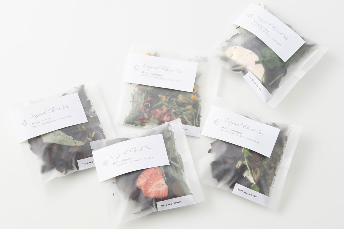 Original blend tea 各432円／嘉兵衛本舗