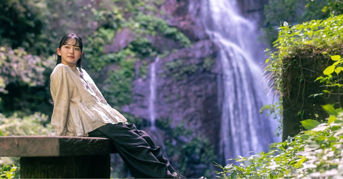 CREA／山田杏奈さん×nest Robe タイアップ記事