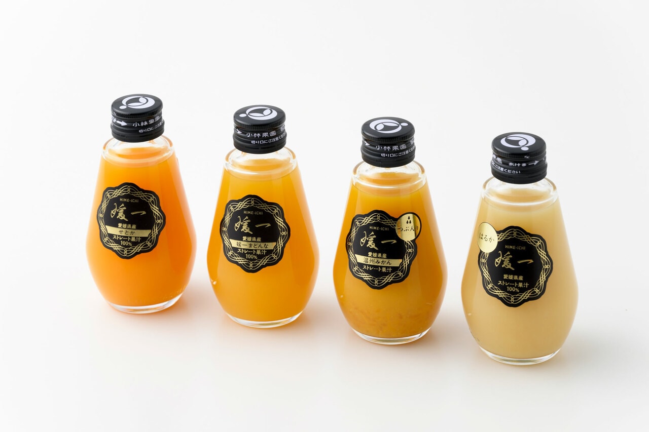 媛一小瓶ジュース4品種セット（200ml×4本） 2,500円。左から:せとか、媛一まどんな、温州みかん、はるか。※種類の指定不可／小林果園