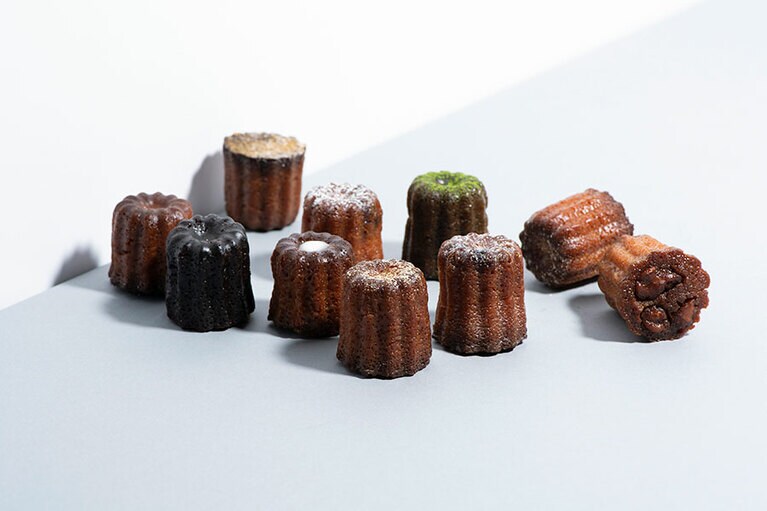 芦屋Danielの「カヌレ10個」 1,112円。