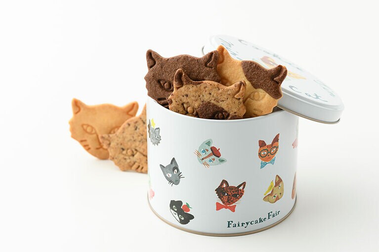 Miracle cat cookie Tin(神様のいたずらネコクッキー) 2,400円(15枚入り)。