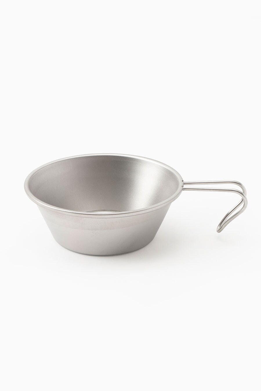 and wander sierra cup(Color：silver)／2,200円。
