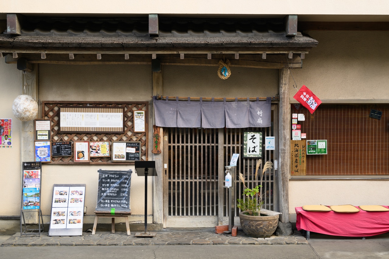 85年前から今も変わらずこの鎌倉市役所前で。