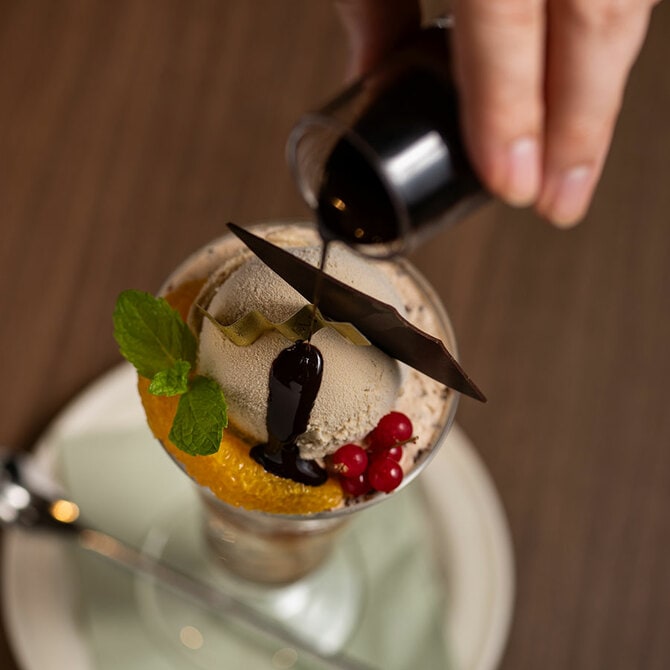 チョコレートソースも。