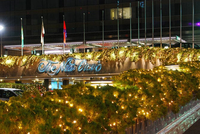 ザ・メインの正面玄関。