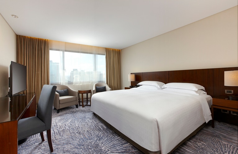 客室のまくらは特別仕様で、快適に眠ることができます。