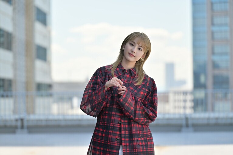 秘訣は「挨拶」と「質問攻め」と「めげない心」。平祐奈の“スーパーコミュ力”3か条とは