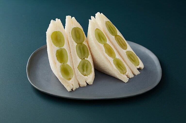 断面から惹かれます。各日20点限り。1袋1,080円。