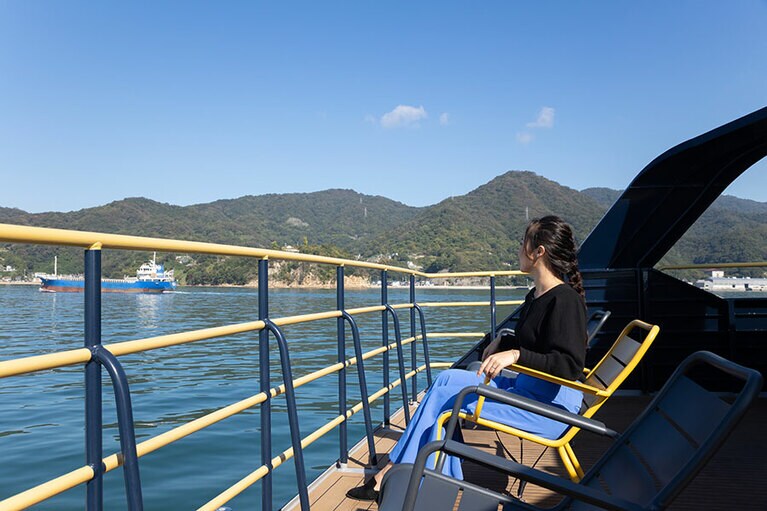 舩のデザインはJR西日本「WEST EXPRESS 銀河」のデザインなどで知られる川西康之氏が手がけている。