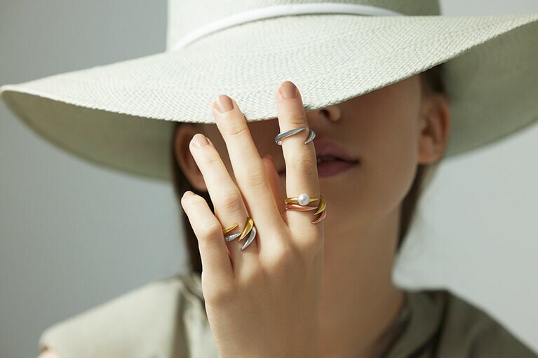 デイリーにも特別なシーンでも身に着けたいdanger horn plus。