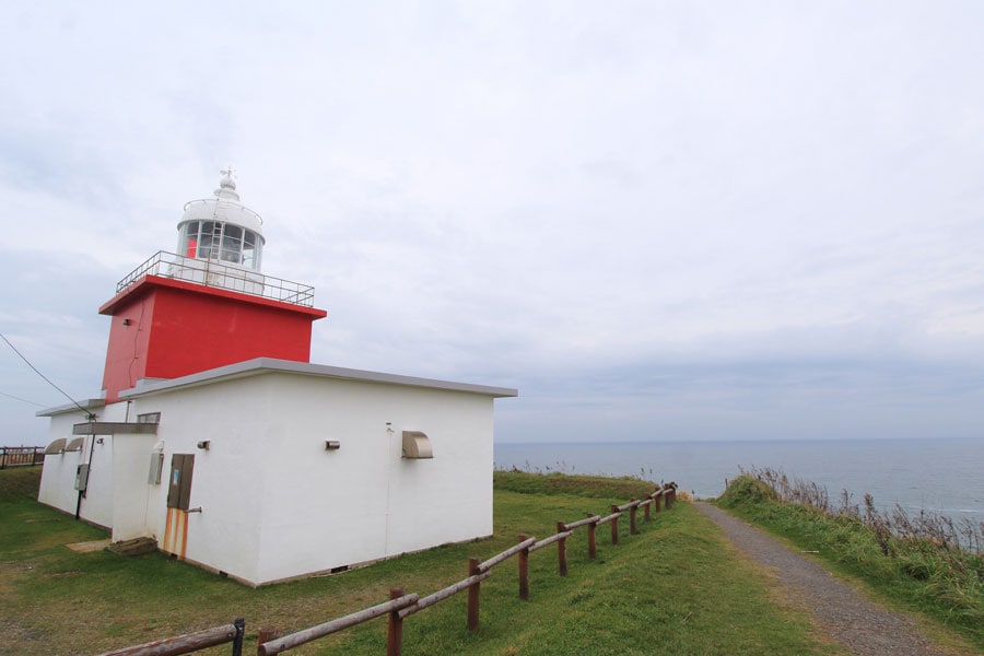 北海道で最初の「恋する灯台」こと、湯沸岬灯台。