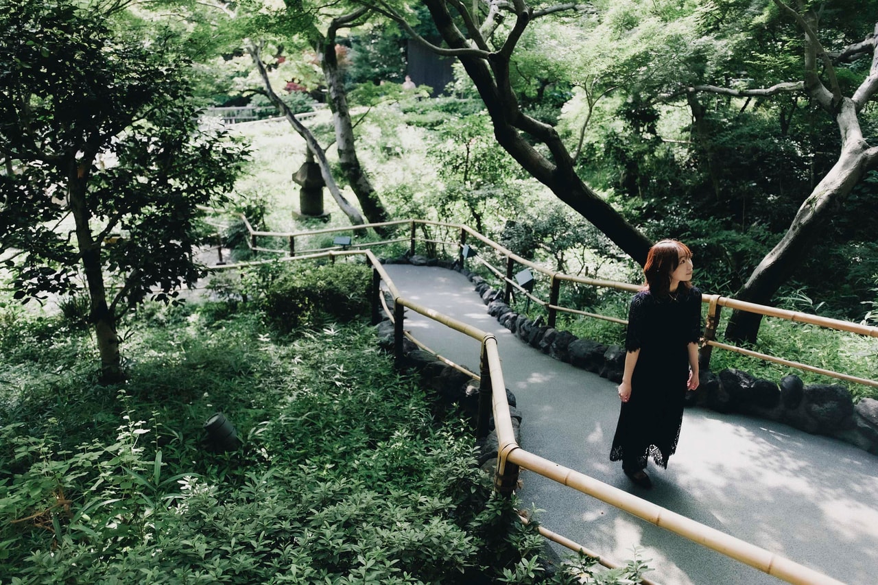 さながら森のような広々とした庭園は東京都は思えない空間だ。