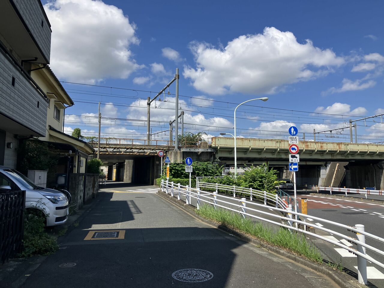 「環状8号線架道橋」が現れる