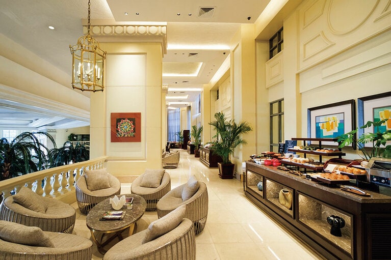 リラックスして思い思いに時間を過ごせる「ザ・ギャラリー・クラブ・ラウンジ」。