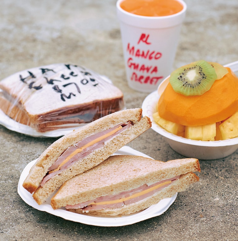 ハム チーズ $7。