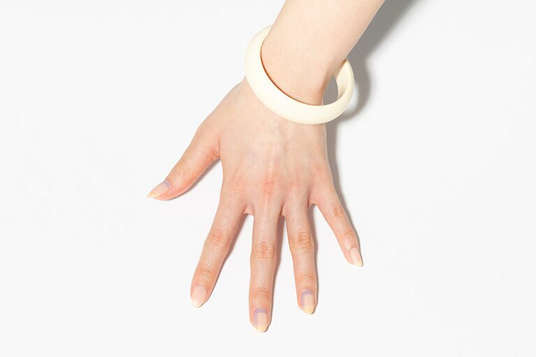 2020年の夏コレクション「アクティブサマー」より、「デザート ブリス」 1,100円。爪へのフィット感も文句なし。