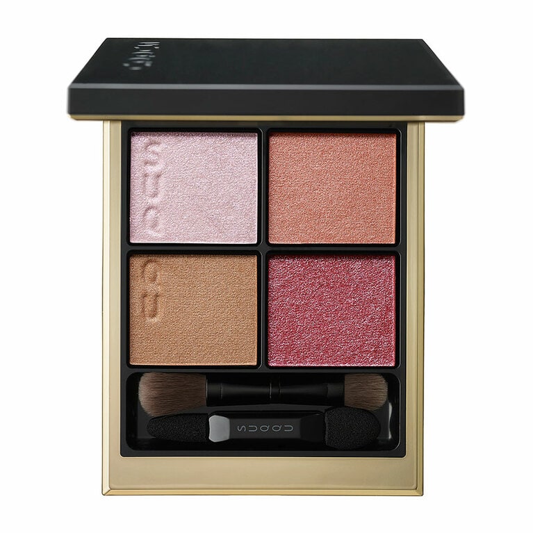 SUQQU シグニチャー カラー アイズ 120 冬薔薇- FUYUSOUBI［限定色］7,700円。