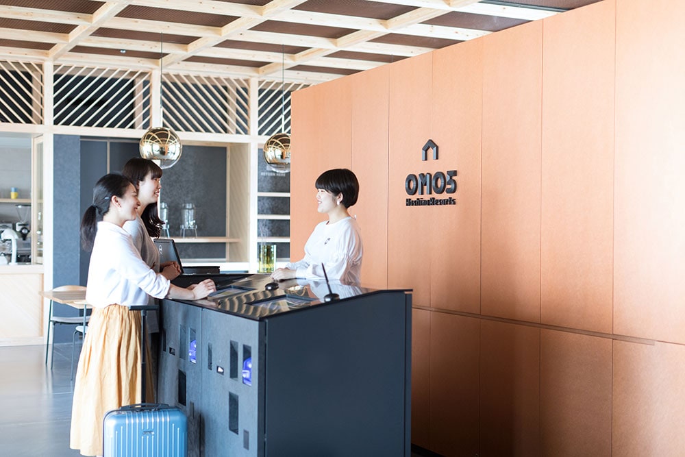 OMO5 東京大塚。OMOブランドのコンセプトは、「部屋」ではなく「旅」を提供すること。街と連携して都市観光を提供することで、旅のテンションを上げるホテルを目指す。