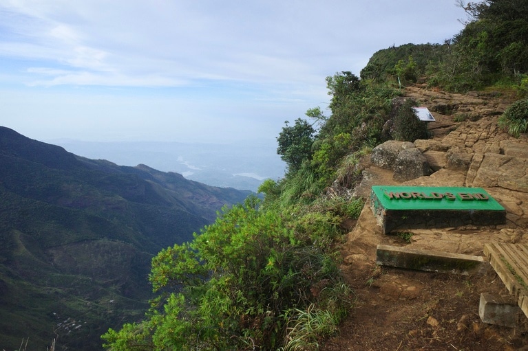 ハイキングルートのハイライトのひとつである「ワールズ・エンド」。
