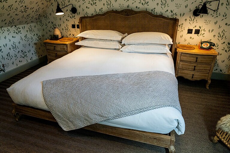 “バーンズリー・コテージ”は、2階建て2寝室。