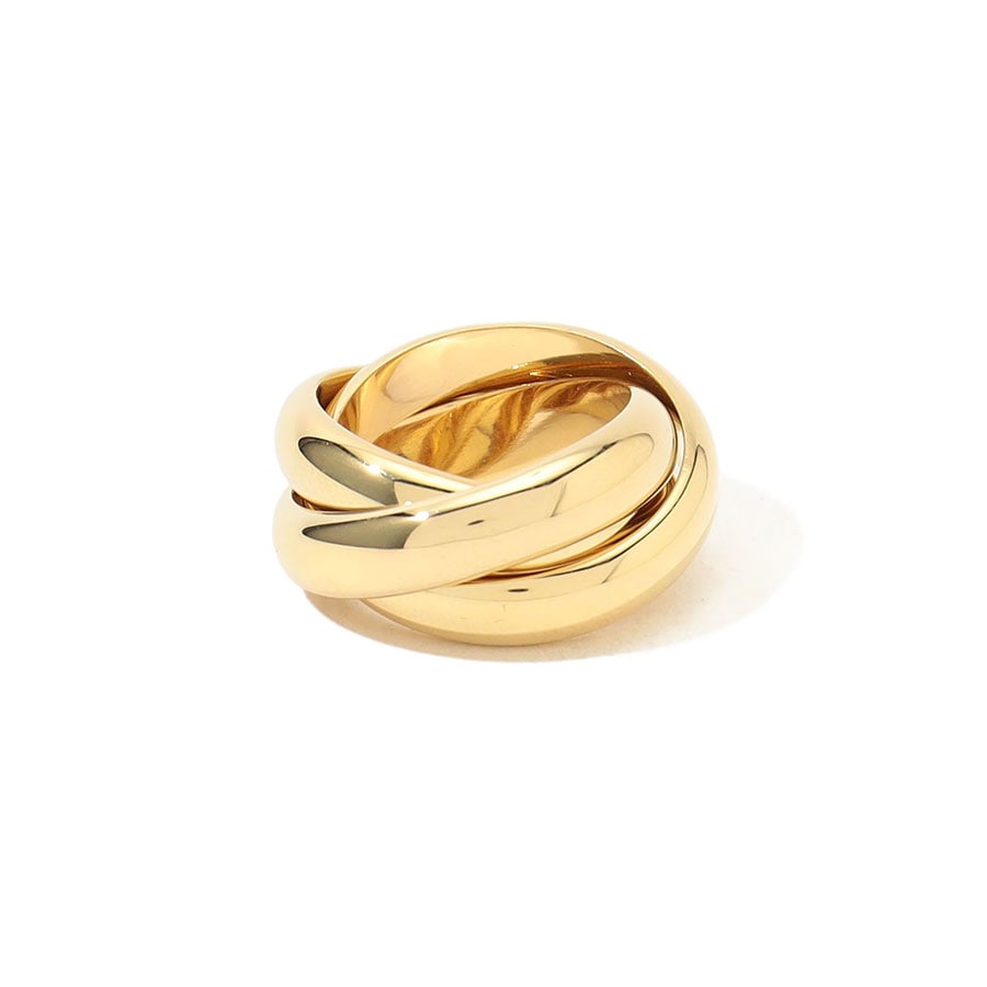 Sophie Ring 37,400円／LIE STUDIO