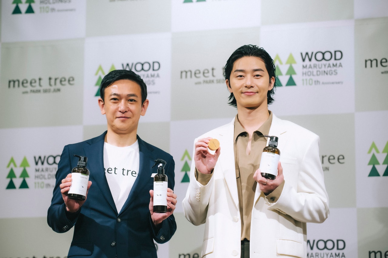 左から：丸山木材ホールディングス株式会社代表取締役の丸山大知さんとパク・ソジュンさん。