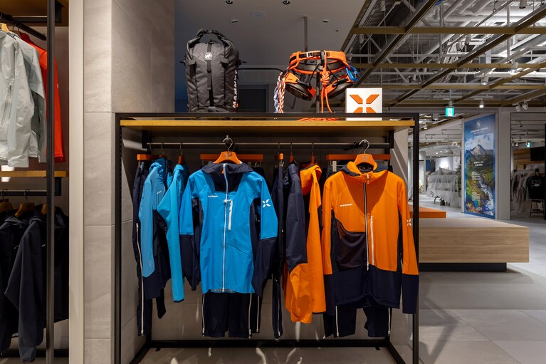 アイガー・エクストリームコレクション。長きにわたりトップアスリートたちを支え続けている。