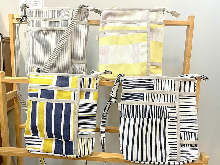 収納ポケットが多いので実用性もバッチリ。