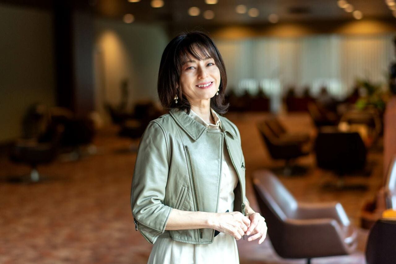 インフルエンサーとして活躍する黒木伴井さん　©志水隆／文藝春秋