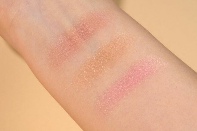 暑さも忘れるキラキラで気分アップ！ NARSの「ルミナイジング