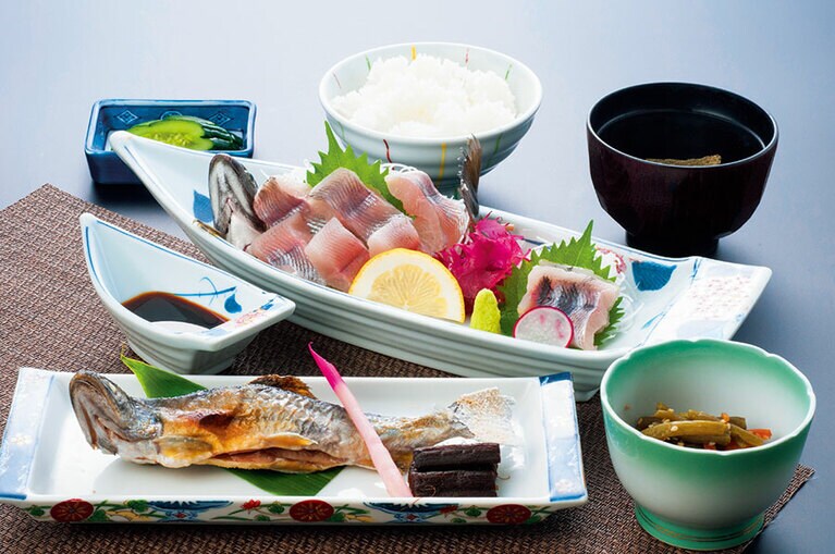 【日本三秘湯 谷地温泉】