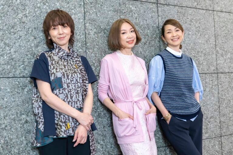  渡辺満里奈さん、野宮真貴さん、松本孝美さん (c)杉山拓也／文藝春秋