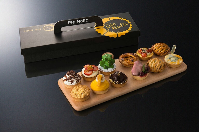 パーティーボックス(セイボリーパイ6点＋スイーツパイ6点) 5,184円／Pie Holic