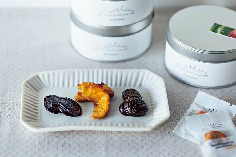 FRUITEST「もも・ぶどう三種」3缶セット 5,500。