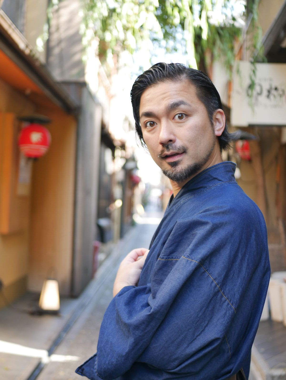 “お髭の京都人”こと芸人・長谷川大祐さん。