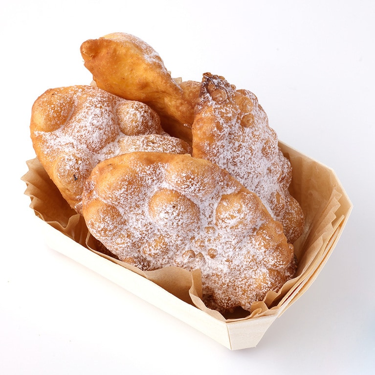 オレイヨン・ドゥ・ミディ 70g 780円。極薄の生地がサクサクと軽やかな歯触りで、レモンの皮がほのかに香る南仏の伝統的な揚げ菓子。お祭りなどで食べられる。