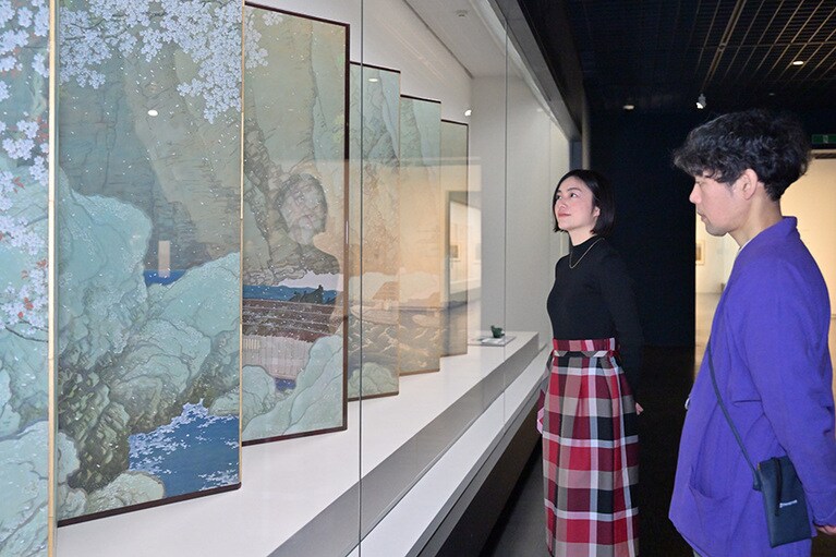 絵画だからこそ見える春の美しさに思わず感嘆。