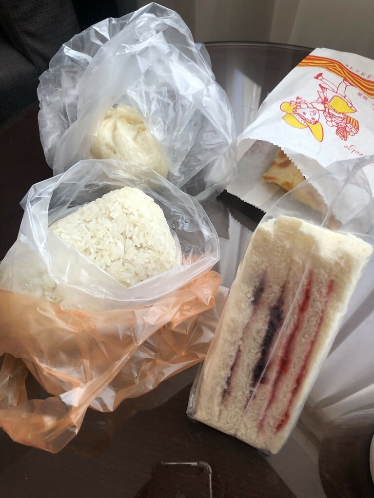 台湾では朝食も外食する文化が根強い。