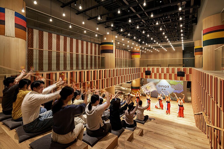 「よさこい楽宴（らくえん）LIVE」。