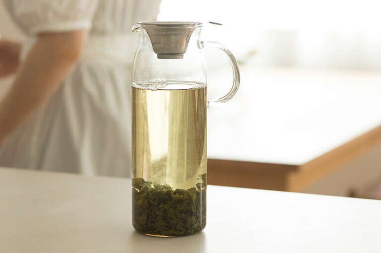 家に帰って、美味しいお茶を飲むと生き返る。