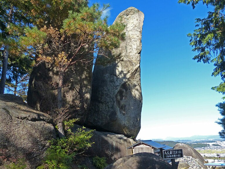 【滋賀県】八丈岩。