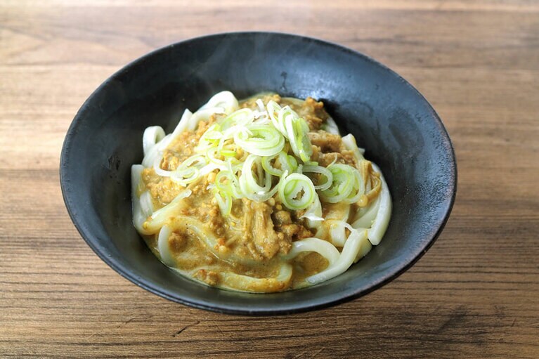 エノキーマカレーうどん。