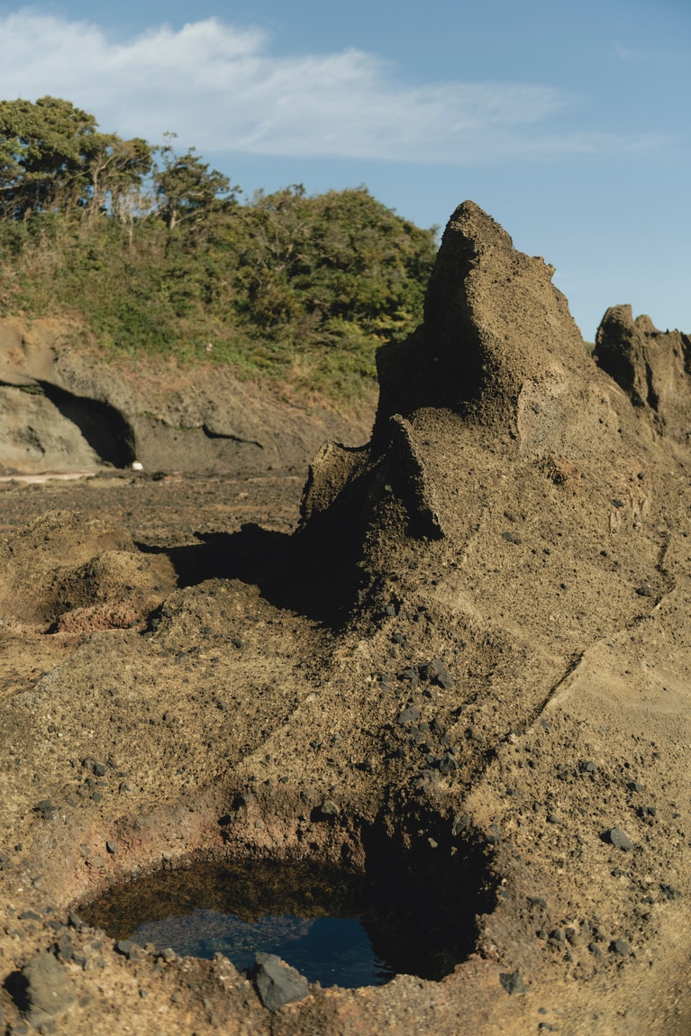 佐渡・宿根木に残る原風景に魅せられて。俳優・工藤阿須加さんと江戸時代にタイムスリップ【通いたくなる島、佐渡】