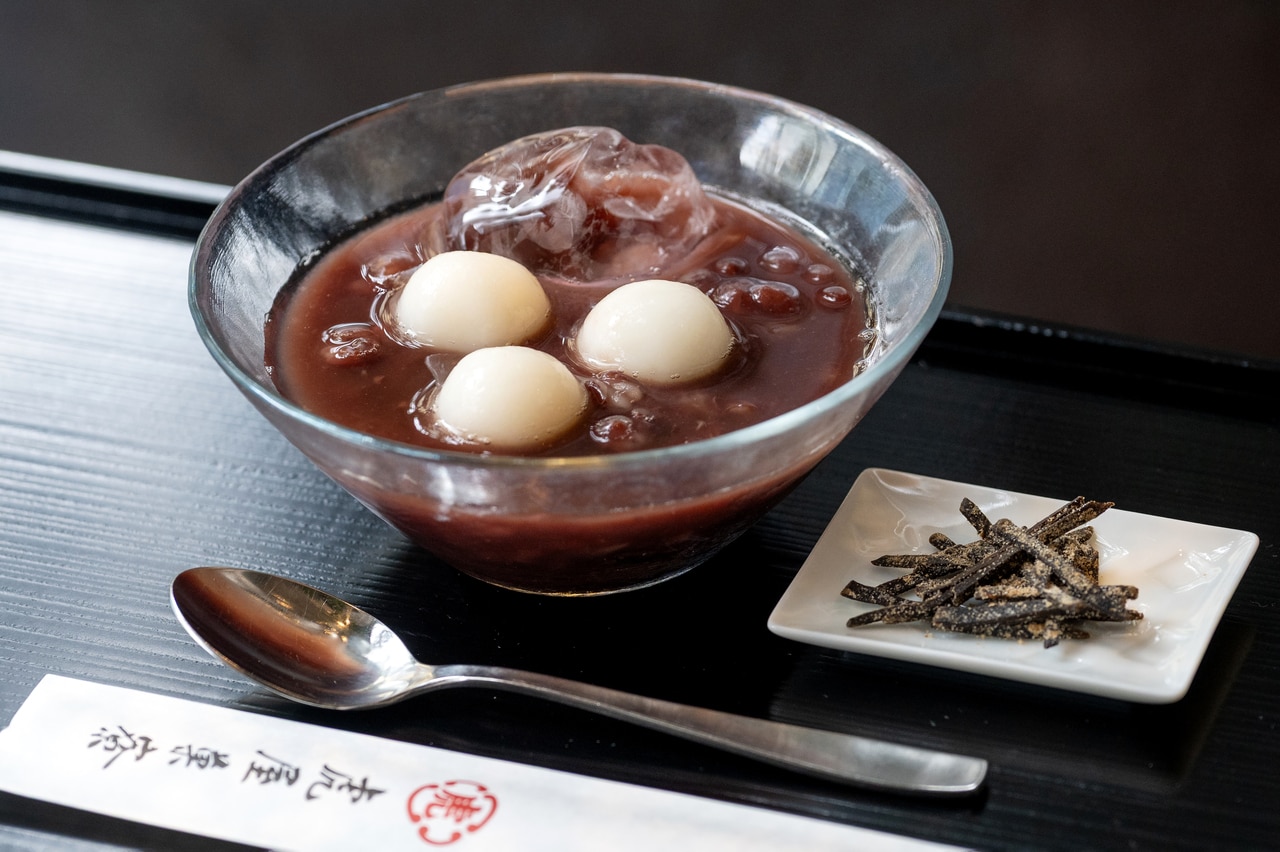 涼し気な甘味が登場します。